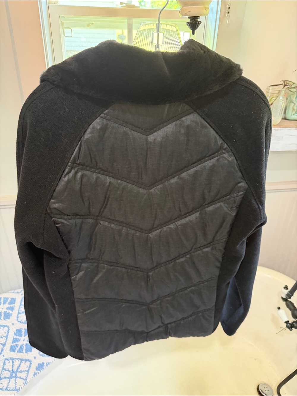 Marmot Black Zip-Front Fleece Jacket 700 Filled Down - Picture 5 of 8